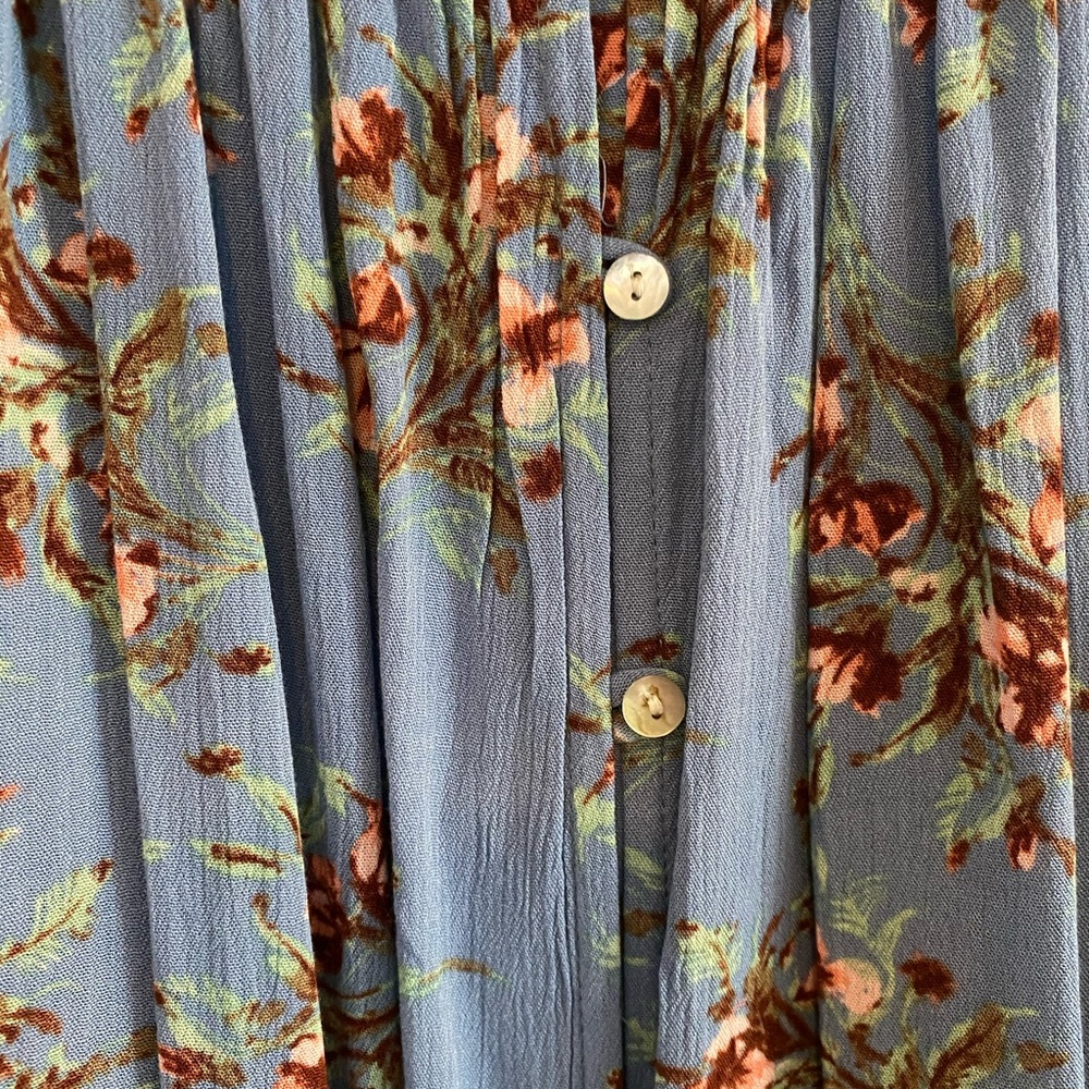 Blue floral off the shoulder top - Picture 4 of 4